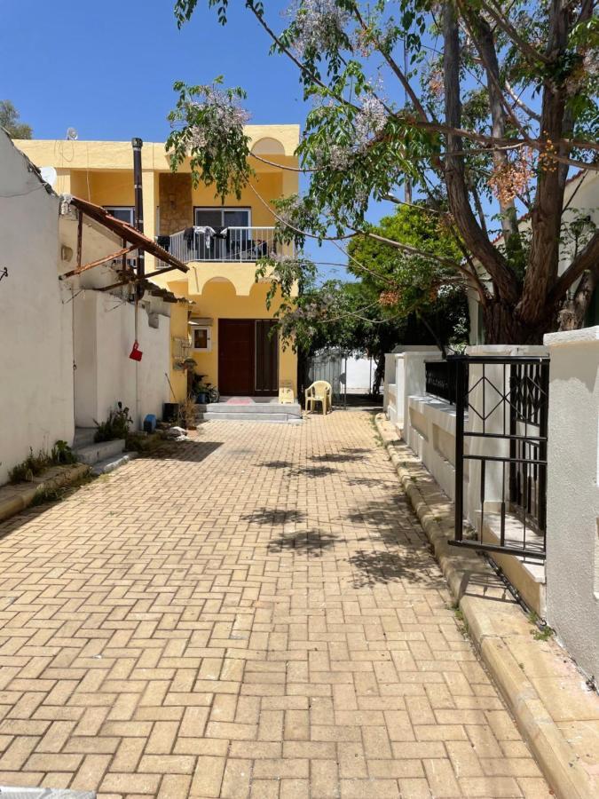 Betul Guest House Фамагуста Экстерьер фото