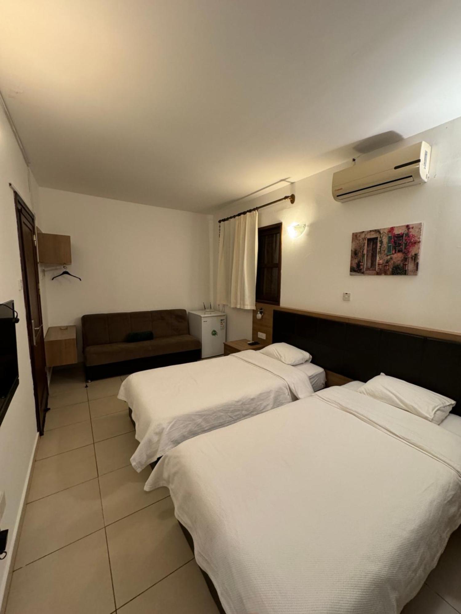Betul Guest House Фамагуста Экстерьер фото