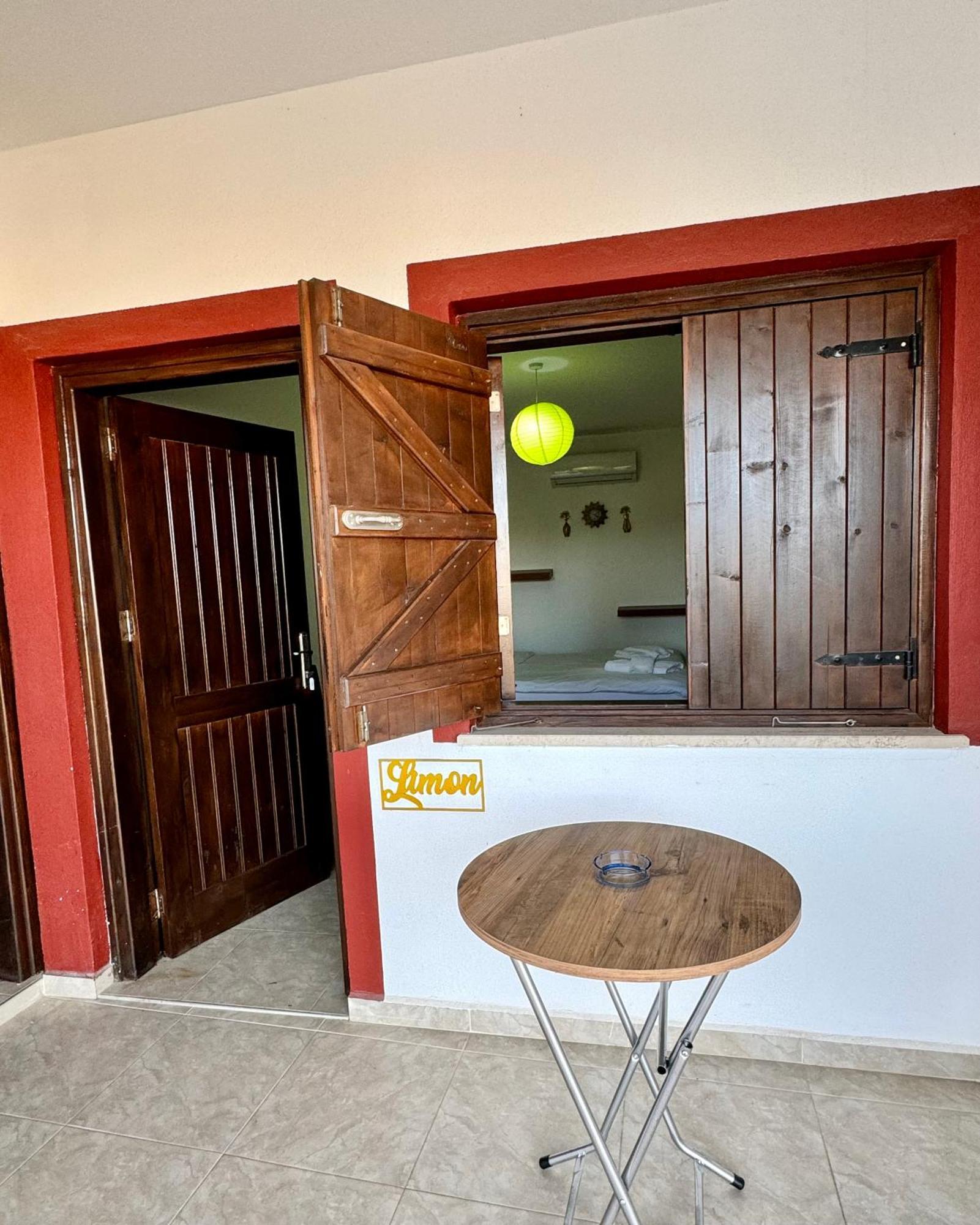 Betul Guest House Фамагуста Экстерьер фото